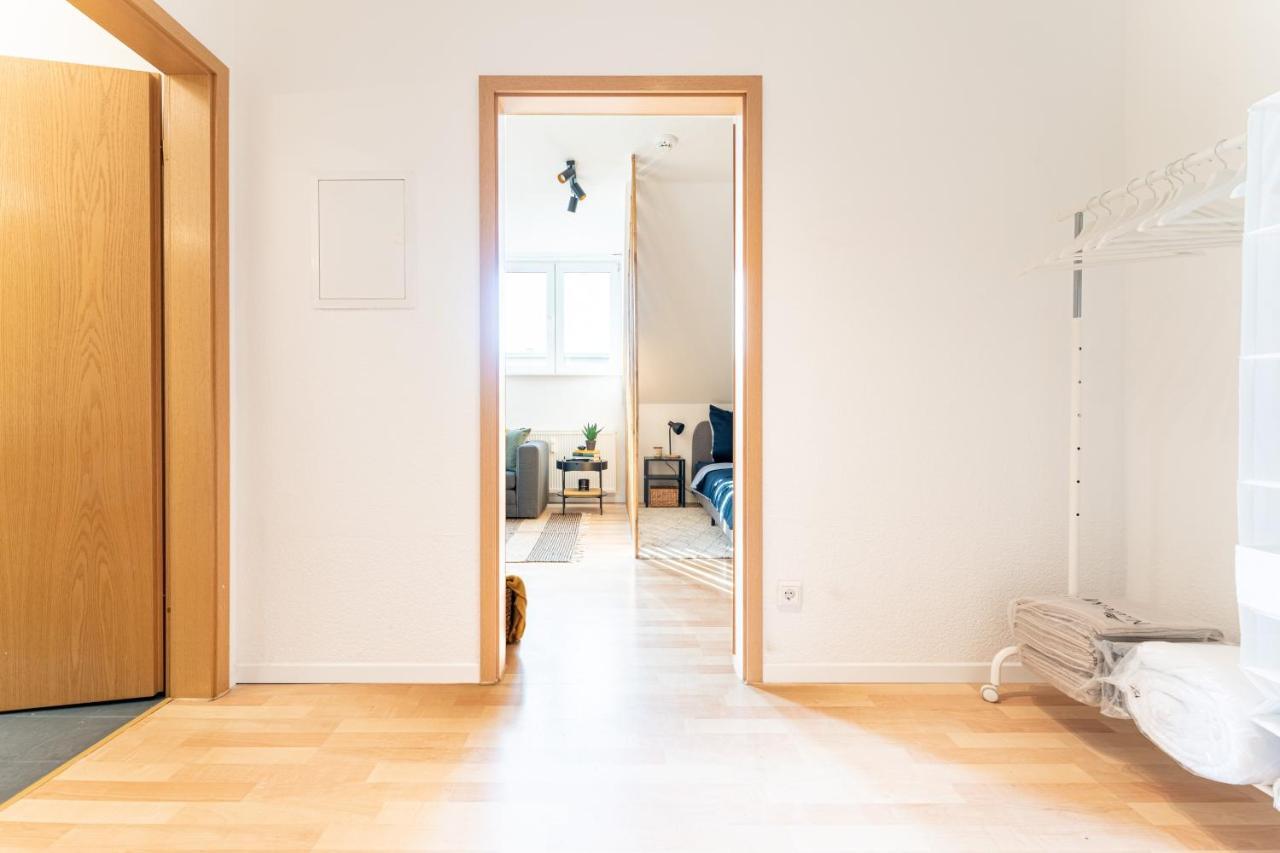 Vollausgtesttattes Modernes Studio,Nahe Btu,Netflix,Kostenloser Tiefgaragenstellplatz Cottbus Luaran gambar